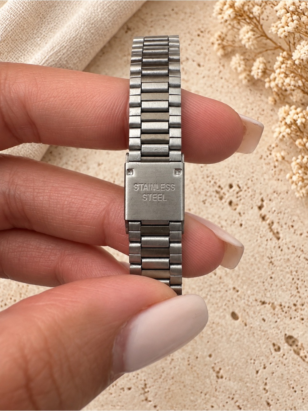 Silver Oval Women's Watch with Stainless Bracelet - Picture 4 of 4